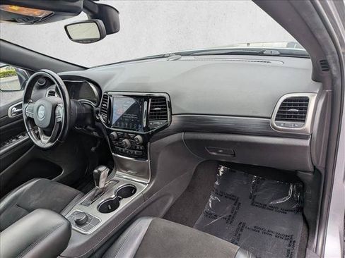 Used 2020 Jeep Grand Cherokee Laredo w/ Quick Order Package 2BN North AWD/4WD image 21
