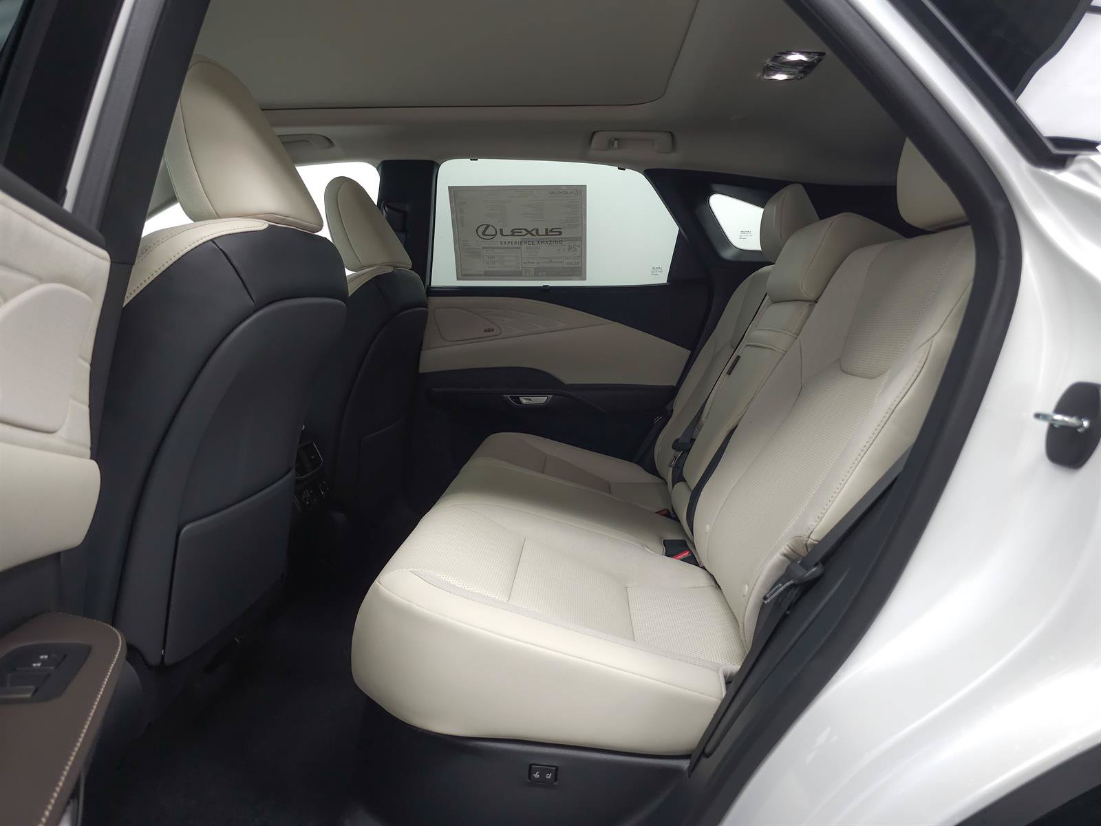 New 2026 Lexus RX 350 AWD w/ Convenience Package image 7