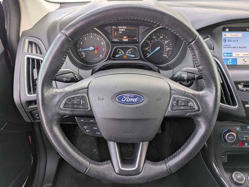 Used 2016 Ford Focus Titanium image 21