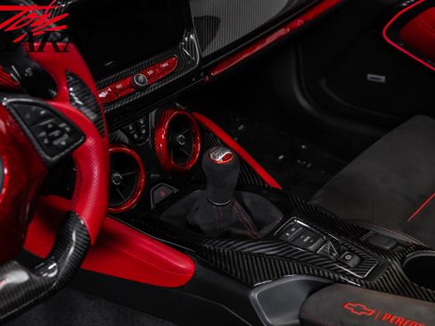 Used 2022 Chevrolet Camaro ZL1 RWD image 32