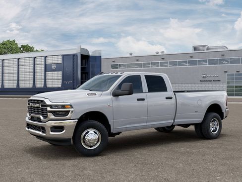 New 2026 RAM 3500 Tradesman w/ Chrome Appearance Group A AWD/4WD image 23
