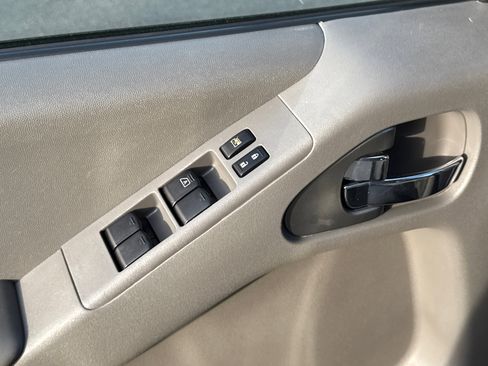 Used 2014 Nissan Frontier SV w/ SV Value Truck Package image 29