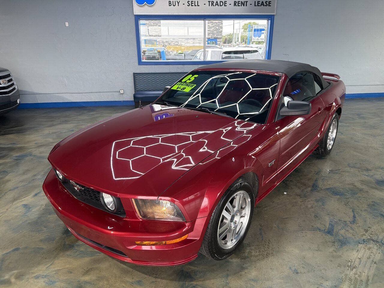 Used 2005 Ford Mustang GT Premium RWD image 5