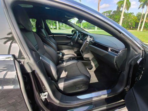 Used 2017 Tesla Model S 75D AWD/4WD image 36