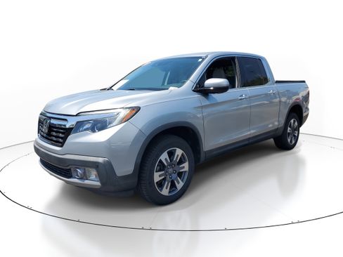 Used 2018 Honda Ridgeline RTL-E image 2