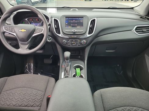 Used 2022 Chevrolet Equinox LT FWD image 8