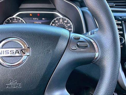 Used 2019 Nissan Murano S image 24