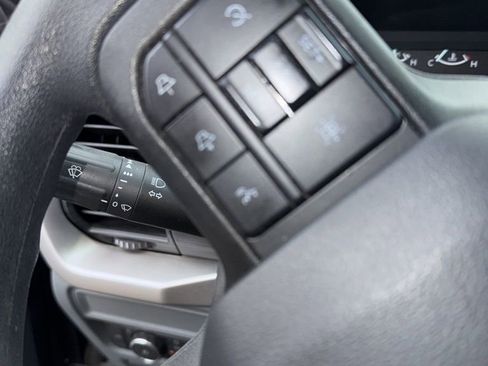 Used 2021 Ford F150 XLT image 13