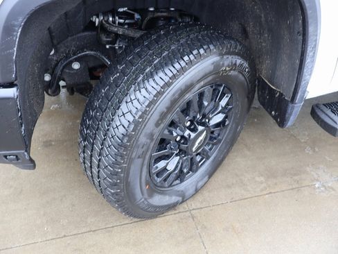 New 2026 Chevrolet Silverado 3500 W/T image 37