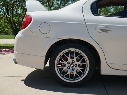 Used 2005 Dodge Neon w/ Competition Group image 40