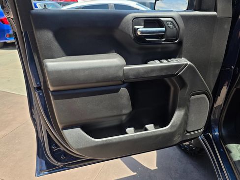 Used 2021 Chevrolet Silverado 1500 Custom AWD/4WD image 25