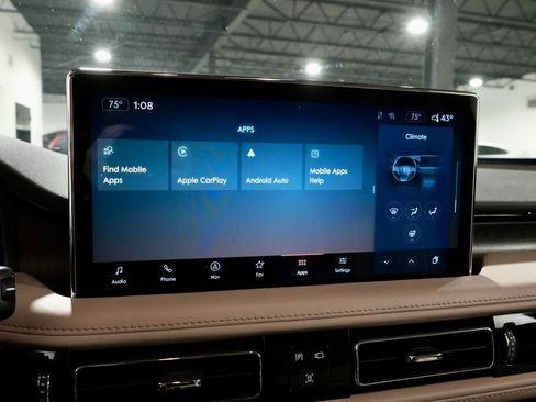 Used 2023 Lincoln Nautilus Reserve w/ Monochromatic Package image 19