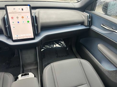 New 2026 Volvo EX30 Ultra image 18