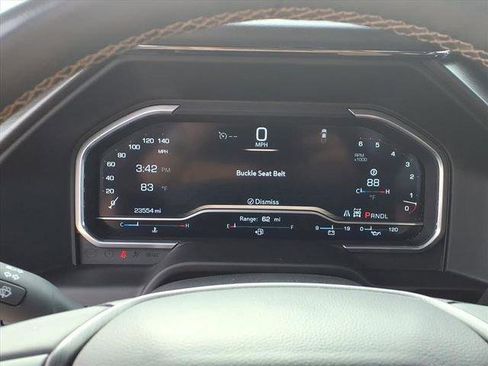 Used 2024 GMC Sierra 2500 AT4 image 17