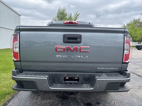 Used 2022 GMC Canyon Denali AWD/4WD image 11