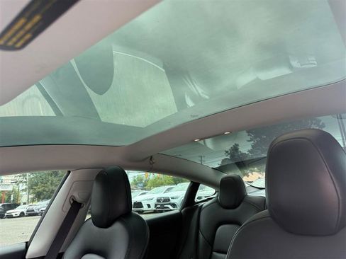Used 2019 Tesla Model 3 Standard Range Plus RWD image 20