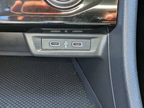 Certified 2024 Volkswagen Jetta SE FWD image 22
