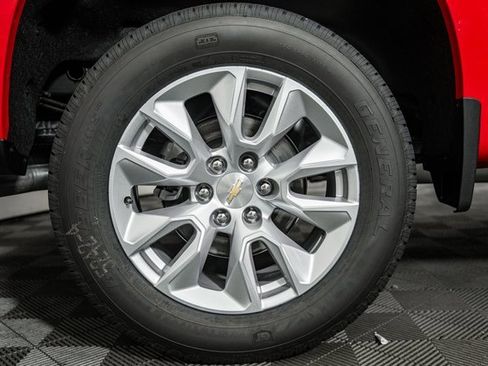 New 2026 Chevrolet Silverado 1500 Custom image 19