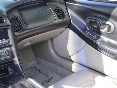 Used 1999 Chevrolet Corvette Convertible w/ Memory Pkg image 21