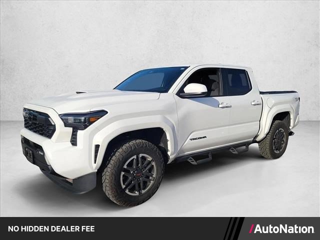 Used 2025 Toyota Tacoma TRD Sport AWD/4WD image 1