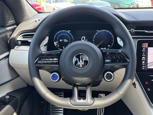 New 2026 Maserati Grecale Modena AWD/4WD image 2