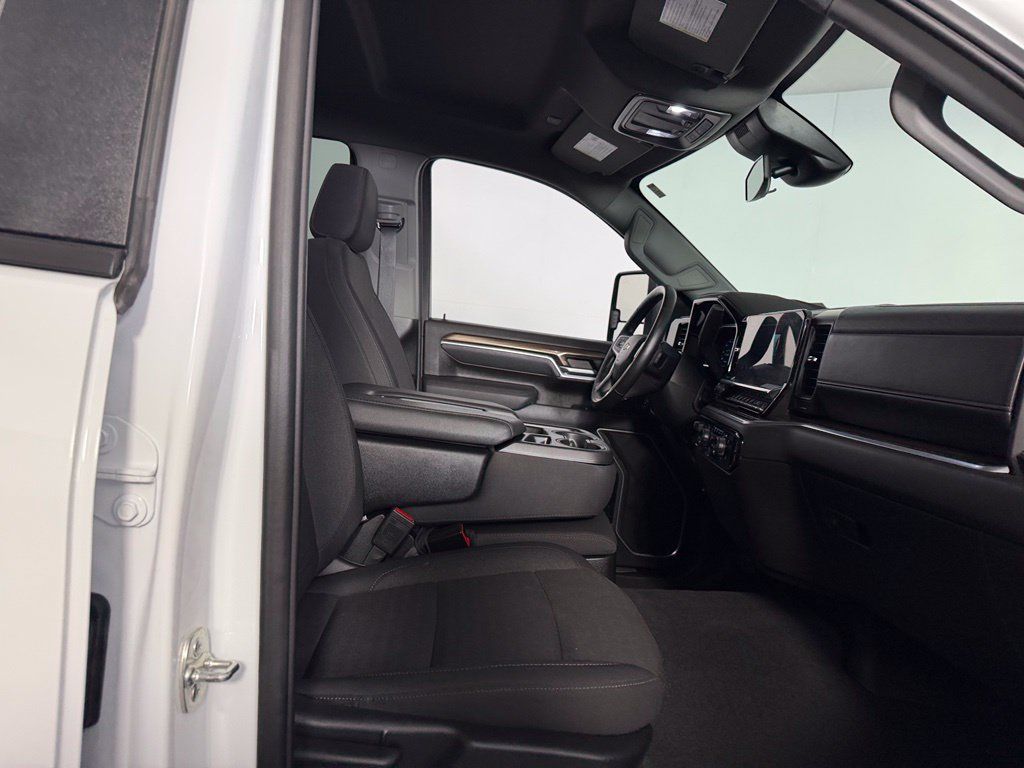 Used 2026 Chevrolet Silverado 2500 LT AWD/4WD image 27