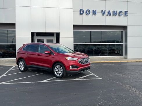 Used 2024 Ford Edge Titanium w/ Class II Trailer Tow Package image 1