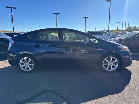 Used 2014 Toyota Prius Four image 8