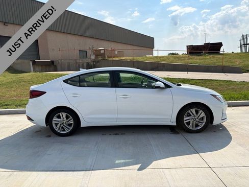 Used 2020 Hyundai Elantra SEL w/ Cargo Package (C1) FWD image 4