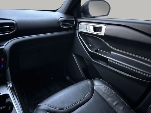 Certified 2021 Ford Explorer ST w/ Equipment Group 401A image 11