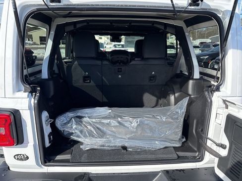 New 2026 Jeep Wrangler Unlimited Rubicon 392 image 26