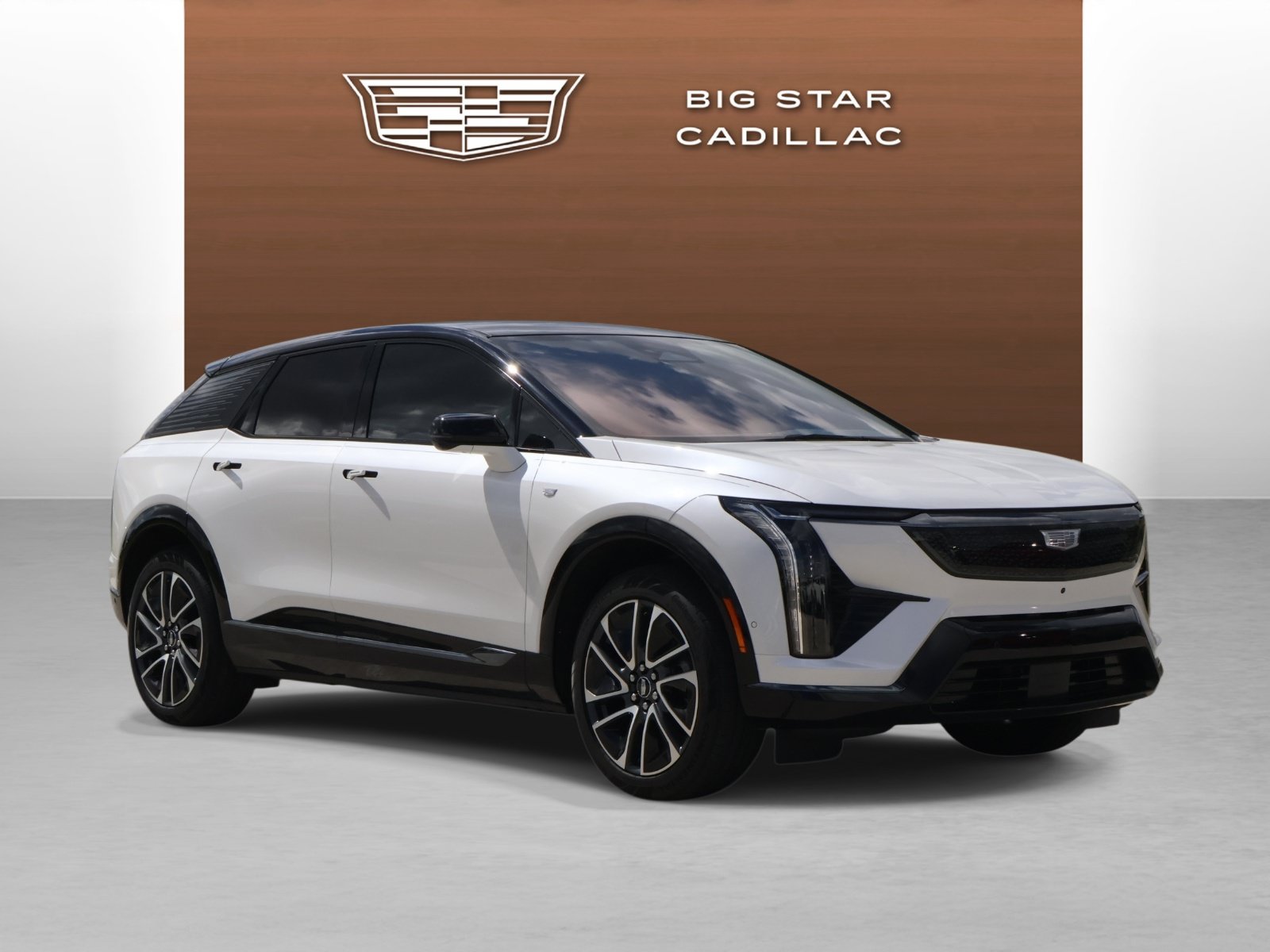 Certified 2025 Cadillac Optiq Sport 2 AWD/4WD image 7