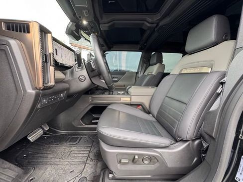 Used 2024 GMC Hummer EV 2X image 26