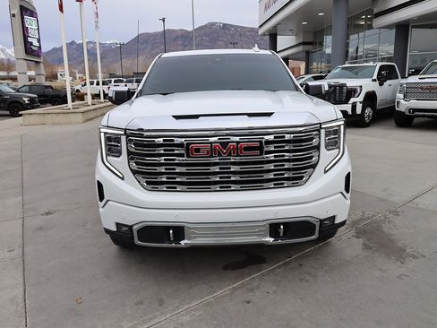 Used 2024 GMC Sierra 1500 Denali image 9