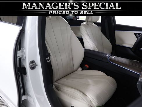 Certified 2025 Mercedes-Benz E 450 4MATIC Sedan image 50