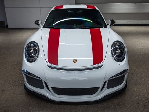 Used 2016 Porsche 911 R image 5