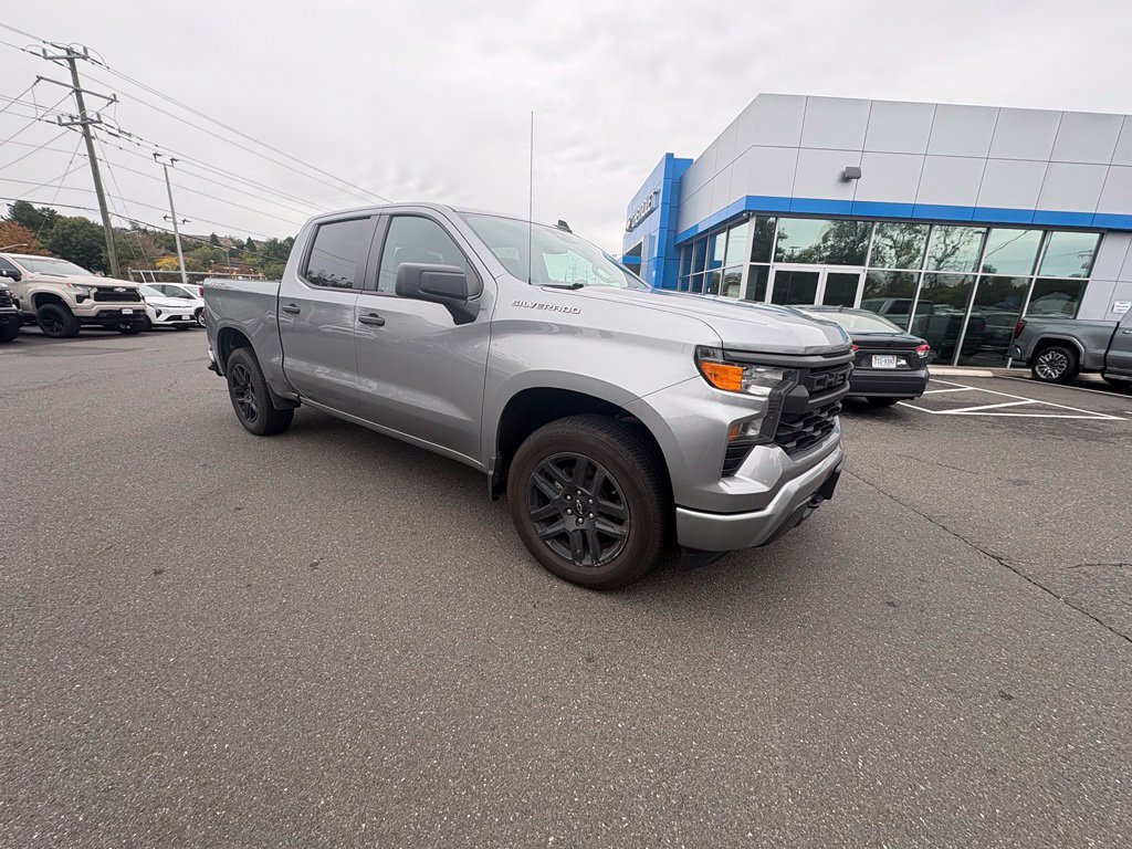 Used 2024 Chevrolet Silverado 1500 Custom AWD/4WD image 9
