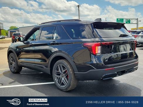 New 2026 Ford Explorer ST-Line AWD/4WD image 7