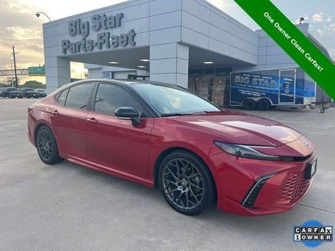 Used 2025 Toyota Camry XSE w/ Premium Package image 2