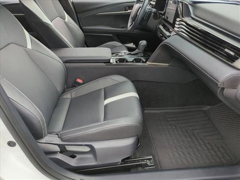 Certified 2025 Toyota Camry SE FWD image 20