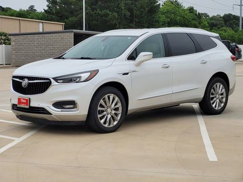 Used 2019 Buick Enclave Essence FWD image 4