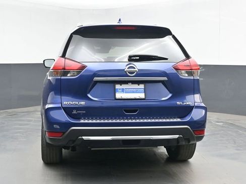 Used 2017 Nissan Rogue SL w/ SL Premium Package AWD/4WD image 9
