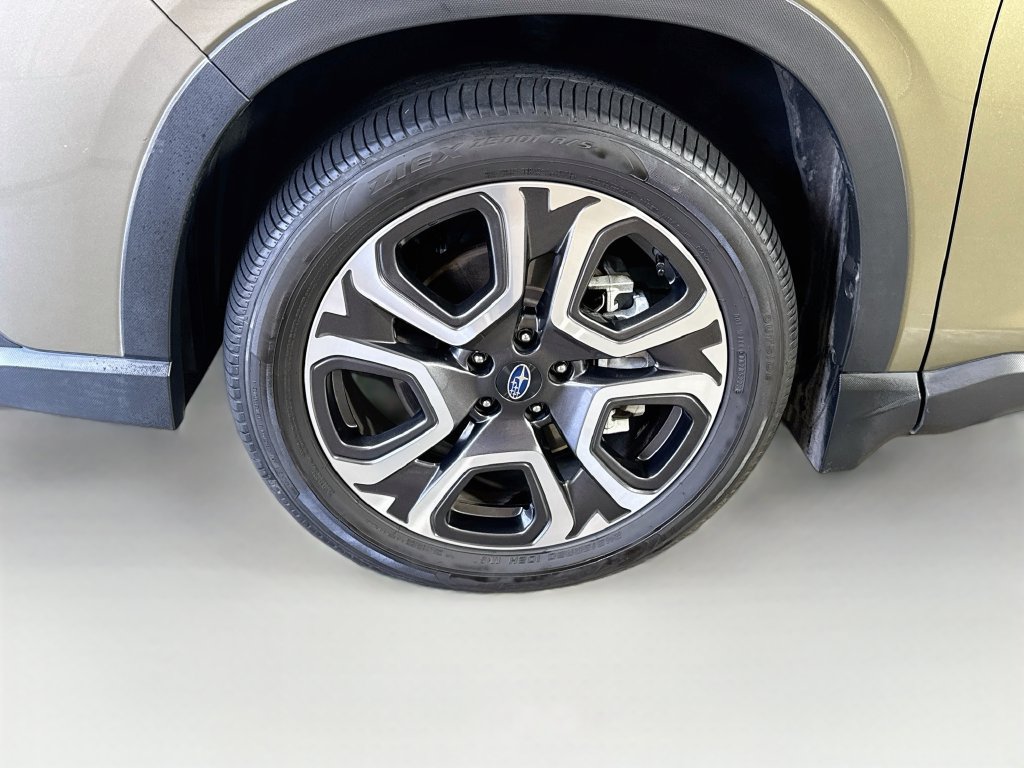 Used 2024 Subaru Ascent Touring w/ Popular Package #2 AWD/4WD image 43