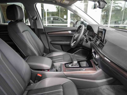 Certified 2023 Audi Q5 2.0T Premium Plus w/ Premium Plus Package AWD/4WD image 19