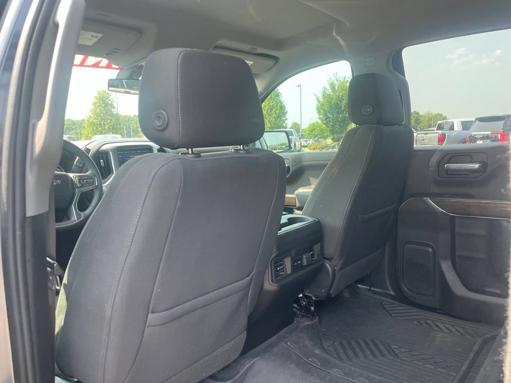 Used 2022 Chevrolet Silverado 1500 RST AWD/4WD image 23