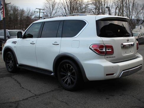 Used 2018 Nissan Armada Platinum w/ Interior Lighting Package AWD/4WD image 3