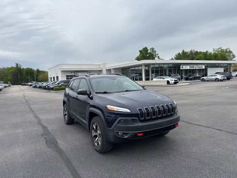 Used 2014 Jeep Cherokee Trailhawk AWD/4WD image 1