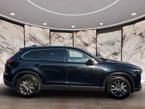 Used 2023 MAZDA CX-9 Touring image 2