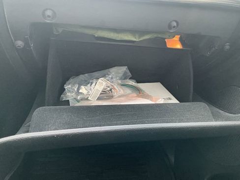 Used 2021 Jeep Grand Cherokee Laredo X image 33