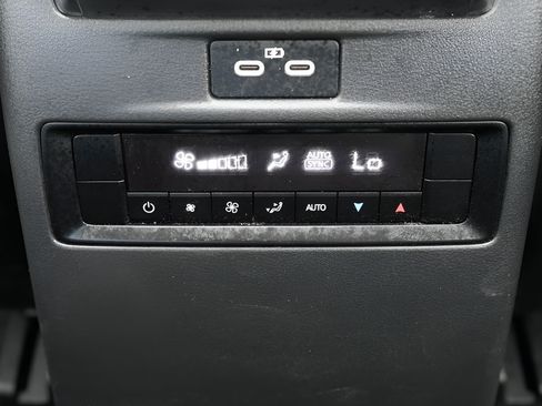 Used 2024 MAZDA CX-90 3.3 Turbo w/ Preferred Package AWD/4WD image 20